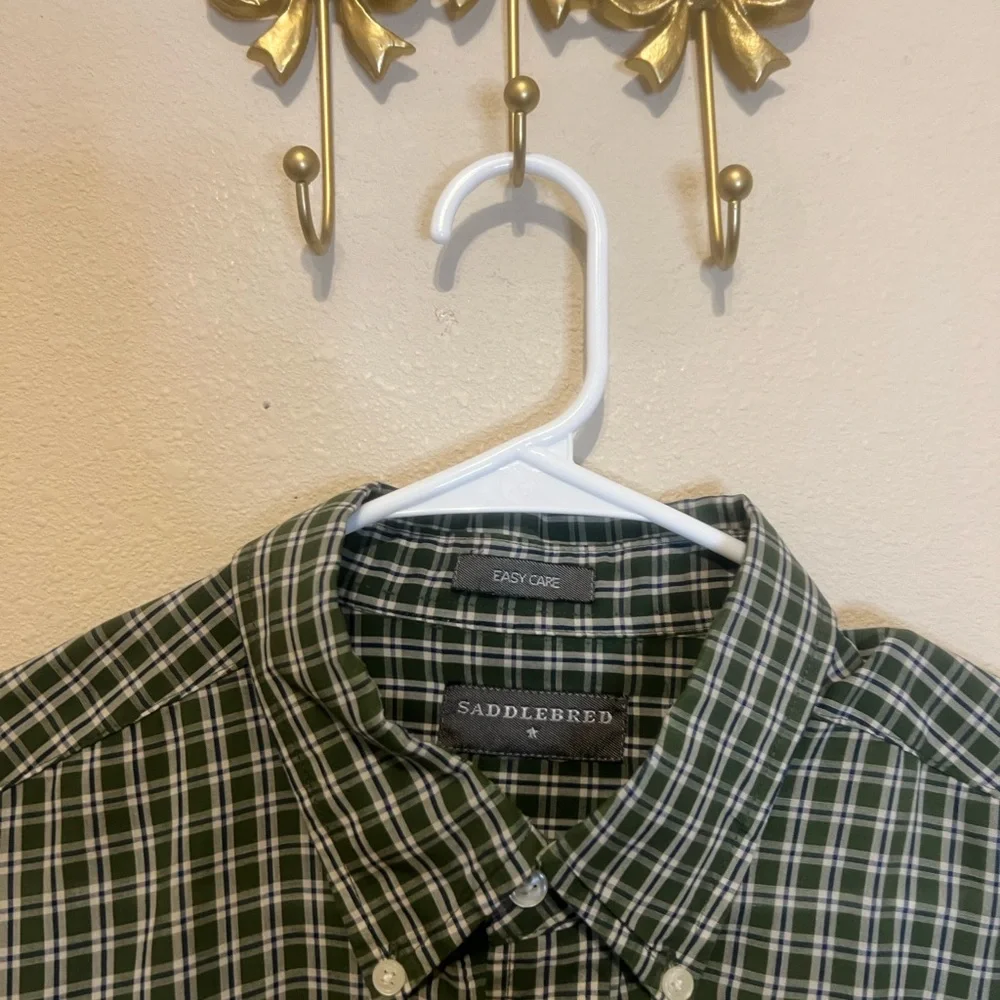 Saddlebred Green and white plaid Casual Button Down Shirt. Collared long sleeve - Picture 2 of 5